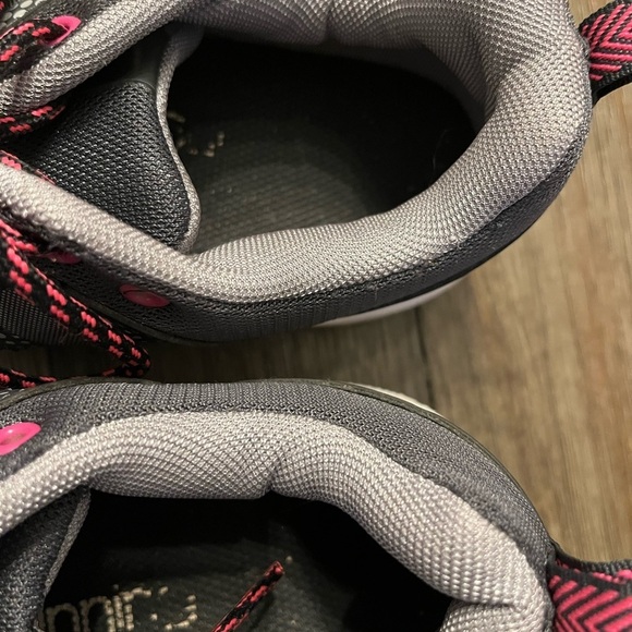 Adidas sneakers - Picture 2 of 4